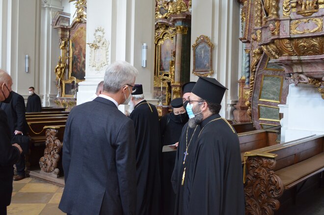 ... von Seiner Schöpfung und geschaffenen Dingen, die jedoch seinen Durst nach Ewigkeit nicht stillen können. Die wahre Freiheit finden wir nur in der Gemeinschaft mit Gott und mit unseren Nächsten." DSC_2917