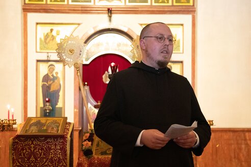 Acht junge Menschen gaben Glaubenszeugnisse, darunter auch fr. Benedikt-Maria. Weltgebetstag_fuer_geistliche_Berufe_2025_Stefanie_Hintermayr