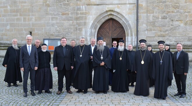Unter den Gästen war auch wieder Bischof Andrej (Ćilerdžić) der serbisch-orthodoxen Diözese von Österreich, Schweiz und Italien, der 2016 die Laudatio hielt. _DSC_2895